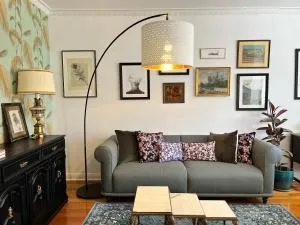 Stunning Flat Burnside Location - Burnside