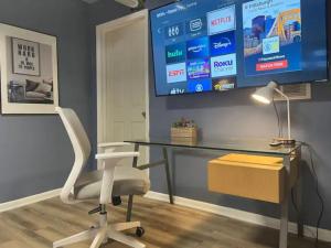 Crew Housing Sleeps 28 7BR with 15 Beds and 4 Baths