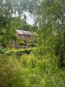 Pass the Keys Peaceful riverside gem Shropshire Ironbridge Gorge - Badger