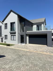 Acacia Villas Blue Hills - 4 Bedroom Luxury Villa