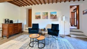 Casa di Amici at San Sano