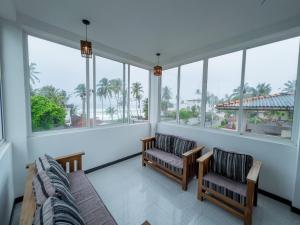 Eden Sea View