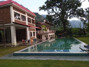 Buddy Hikers stay Dehradoon