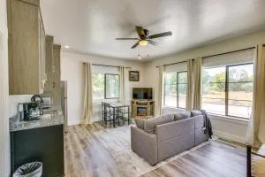 Cub River Canyon Suite with Shared Backyard! - Malad City