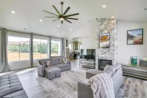 Spacious Idaho Home on Scenic Cub River! - Smithfield