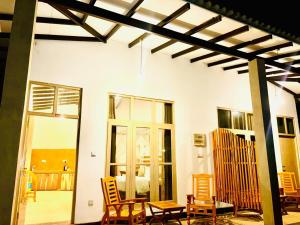 Shine Rich Home