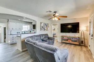 4 Mi to Museum of the Great Plains Lawton Home! - Burkburnett