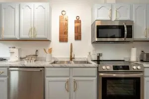 Stylish Escape Near Bar Harbor Acadia Park 7 - Castine