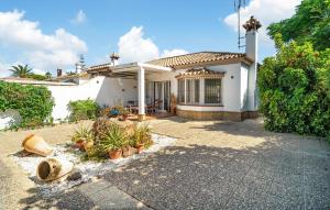 Nice Home In Chiclana De La Fronter