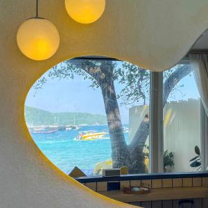 Haven Beachfront Villa Koh Larn