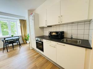aday - Sunny Studio Apartment