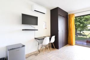 Economical Studio in Prime Hotel Zone.