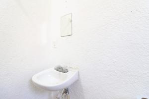 Economical Studio in Prime Hotel Zone.