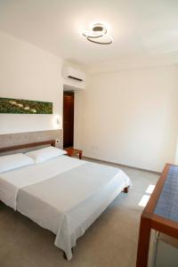 Triple Room room in Petit Hotel