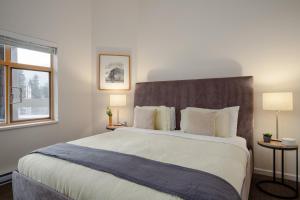 3BR in Tyndall Stone Lodge, Village Location with Olympic Plaza Views, Fireplace, Hot Tub