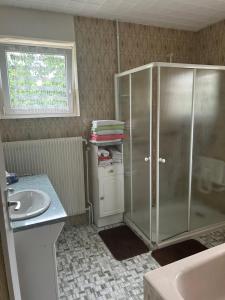 Maisons de vacances Superbe maison 3 chambres 1 etage et sous-sol, avec jardin et terrasse : photos des chambres