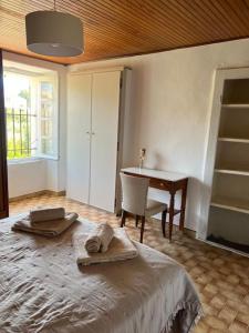 Maisons de vacances Charmante maison a louer : photos des chambres