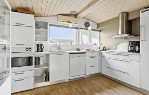 3 Bedroom Amazing Home In Spøttrup