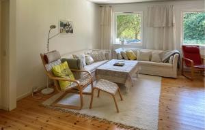 4 Bedroom Lovely Home In Näsum