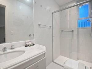 Vista Mar Frente para Praia 4 quartos Espaçosos