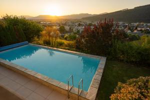 Brand New Apartment with Pool and Amazing View