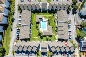 SeaCrest 402- by Holiday Isle Properties