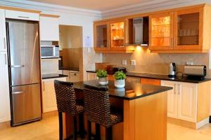 604 Ballito Manor - with generator