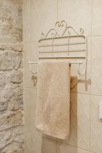 Von Aghte Big Studio