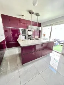 Villa 3 chambres avec beau et spacieux jardins AV et AR - 埃尔布莱