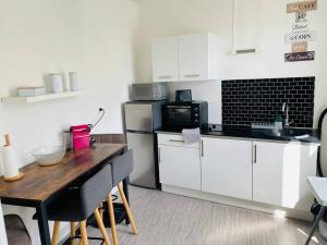 Maisonnette safari planète sauvage et océan