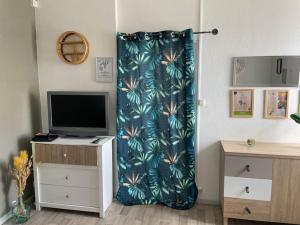 Maisonnette safari planète sauvage et océan