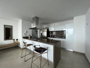 Espectacular Apartamento 211 M2, Playa Dormida Dos