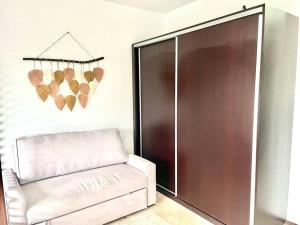 Central Studio Luxurious Condo Fast Wifi