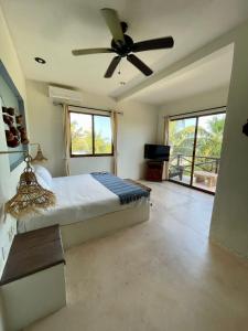 Hotel Boutique La Puerta Azul Beachfront - Adults Only