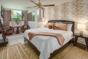 Chic Beachfront Condo— Newly Remodeled — 2024