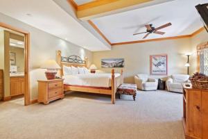 The Charter at Beaver Creek E330