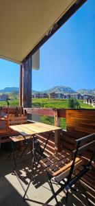 Le balcon du soleil, Pied de pistes 2100m 5 pers Plagne Soleil paradiski classé 2 étoiles meublé et 3 cristaux Paradiski