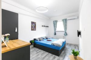Mariposa Apartments