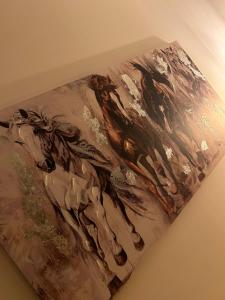 Appartements I pozzi jacuzzi furiani love room haute corse : photos des chambres