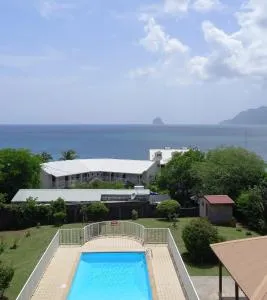 Appartement à Anse Mabouya en rez de jardin avec piscine à proximité des plages - Quartier Corps de Garde