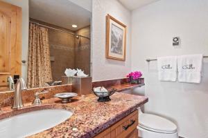 The Charter at Beaver Creek E2205