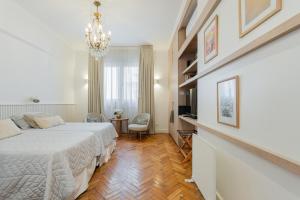Espectacular departamento estilo francés en la mejor zona de Recoleta sobre la calle Arenales