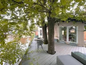 Charlies Chalet - 赫尔