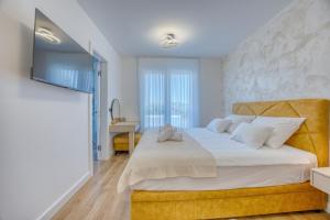 Luxury villa with a swimming pool Zaton, Zadar - 23511