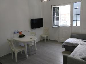 Casita María Angustia