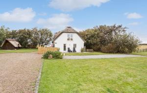 4 Bedroom Cozy Home In Vestervig