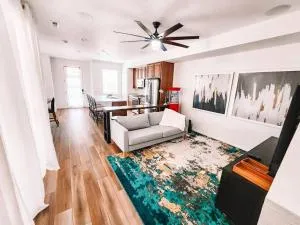 Pet Friendly New Townhome Near Everything! - Gleneagle