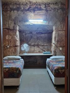 Radeka Downunder Underground Motel