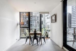 Modern Living in Perfect South Yarra Location