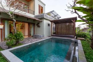 Bije Boutique & Gallery